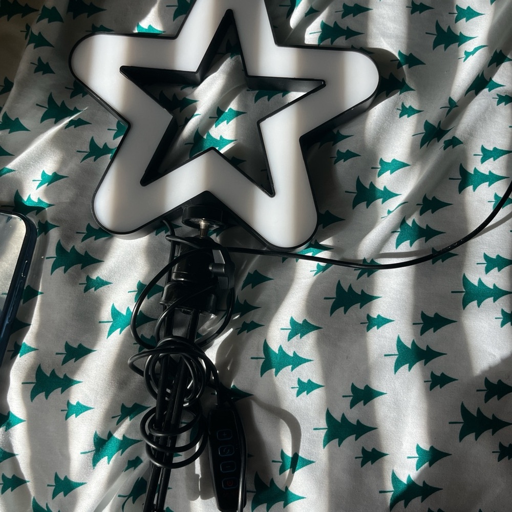 right light/ night stand